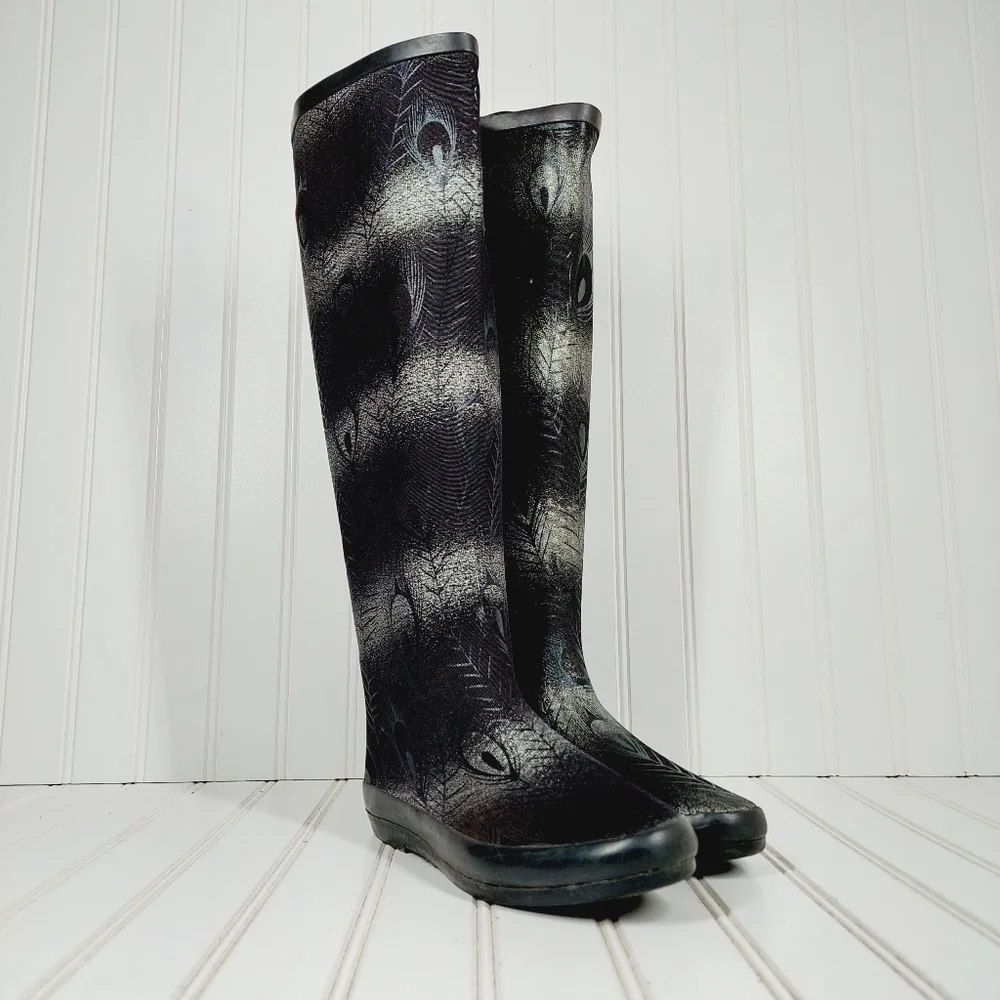 Volatile Black Light Stripes Feathers Black Slip On Tall Boots E61